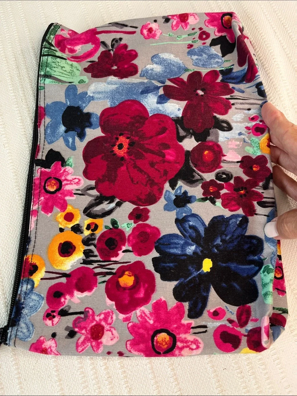 thirty-one Floral Print, Zip top storage Clutch - Multicolor 2